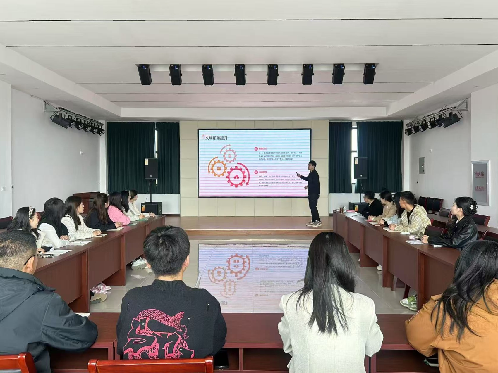 智慧赋能新征程，淬炼精兵展新貌——滦州收费站2025年春训圆满收官